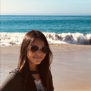 Meet your Posher, Brooke